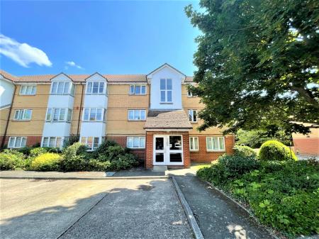 Flat Symonds Road in North Hertfordshire