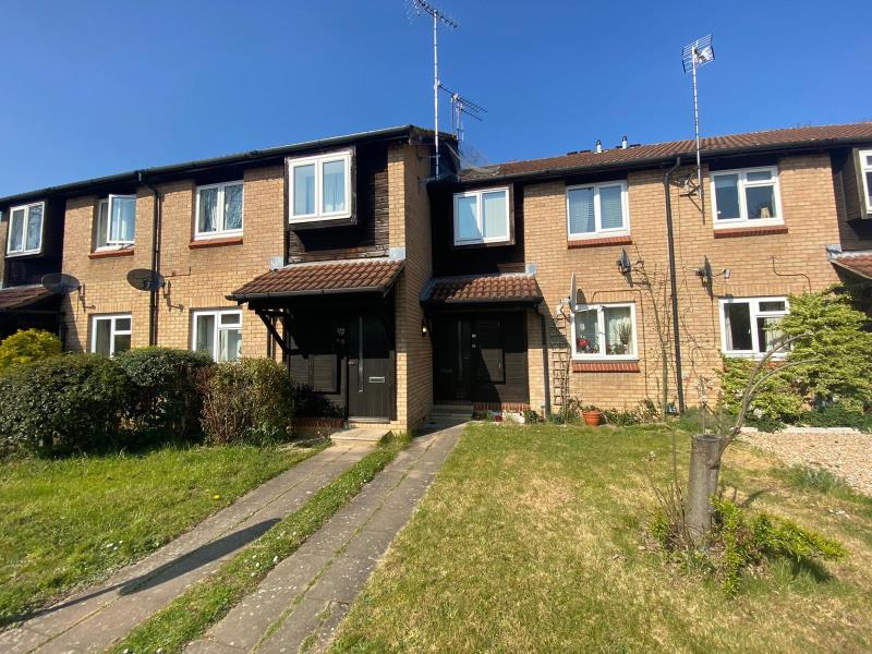Flat Willowmead Close in Woking