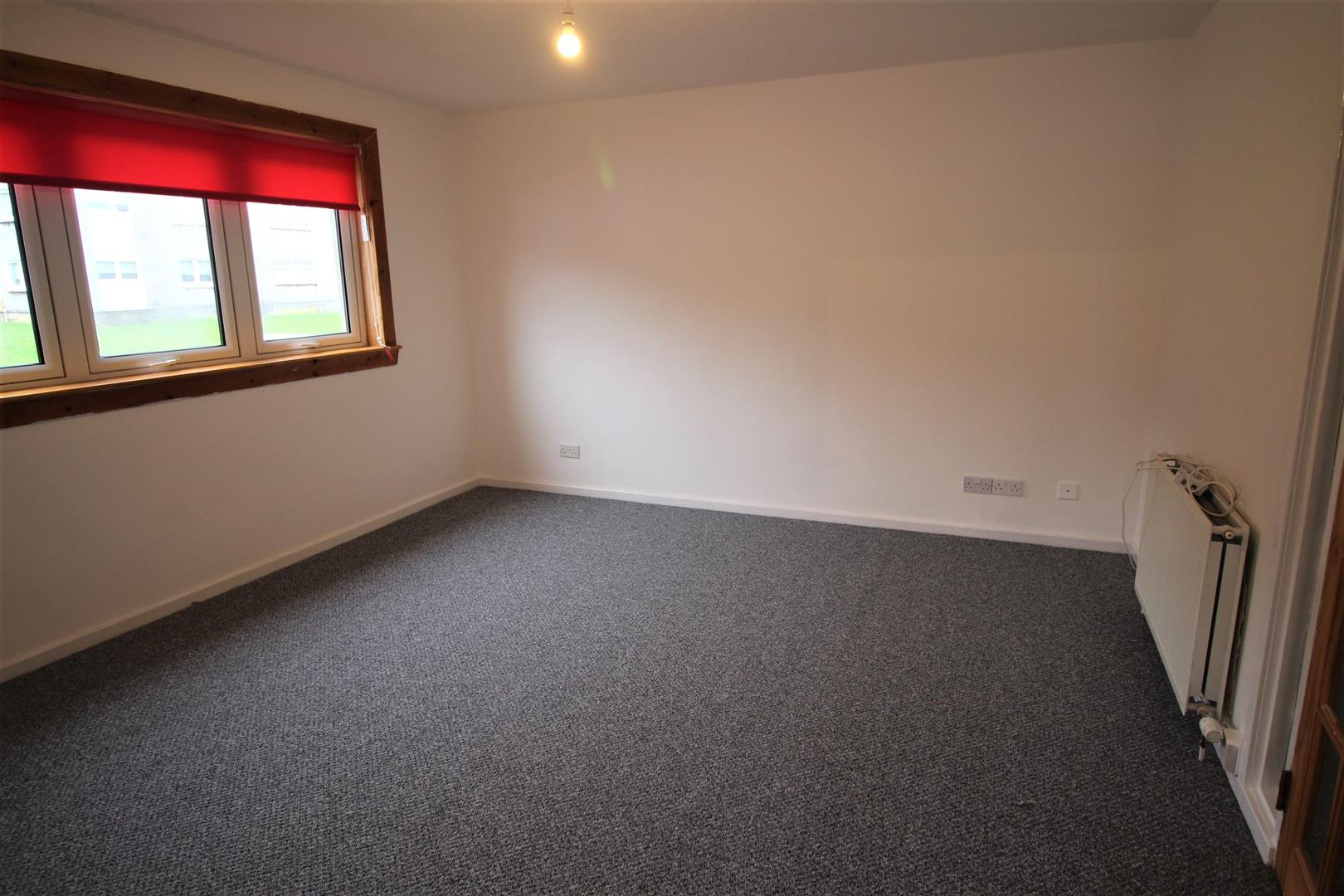 Flat Killearn Road in Greenock