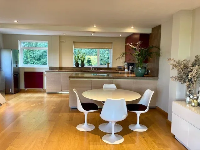 Flat Great Brownings in Greater London