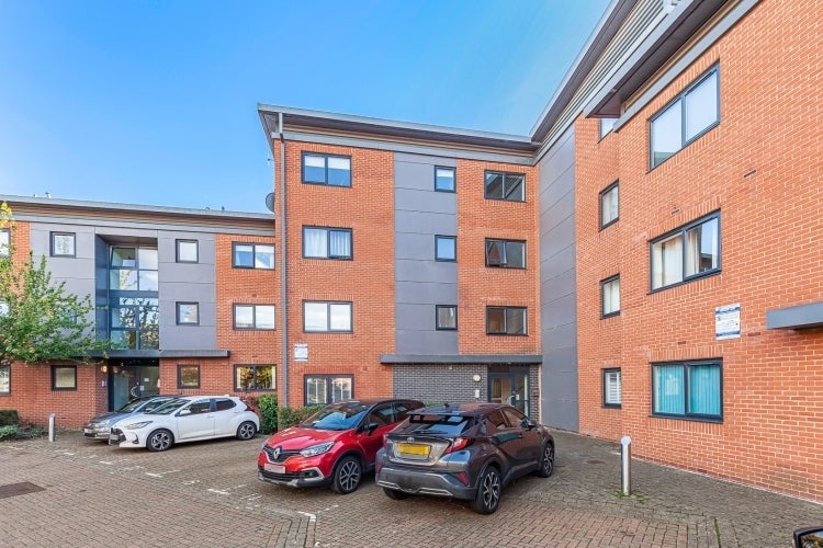 Flat Marshall Road in Cherwell District