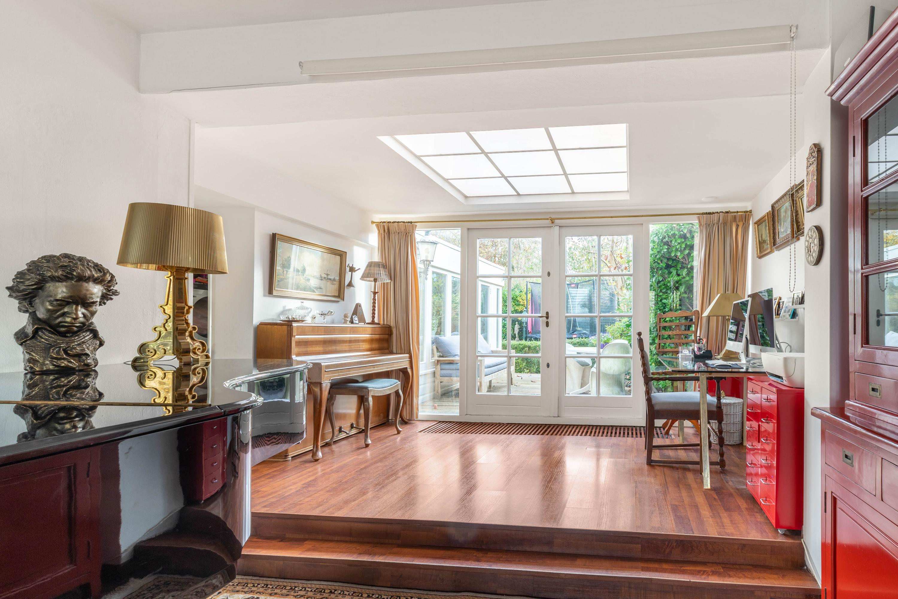 Hoekwoning te koop: P.N. Kruiswijkstraat 26, Loenersloot