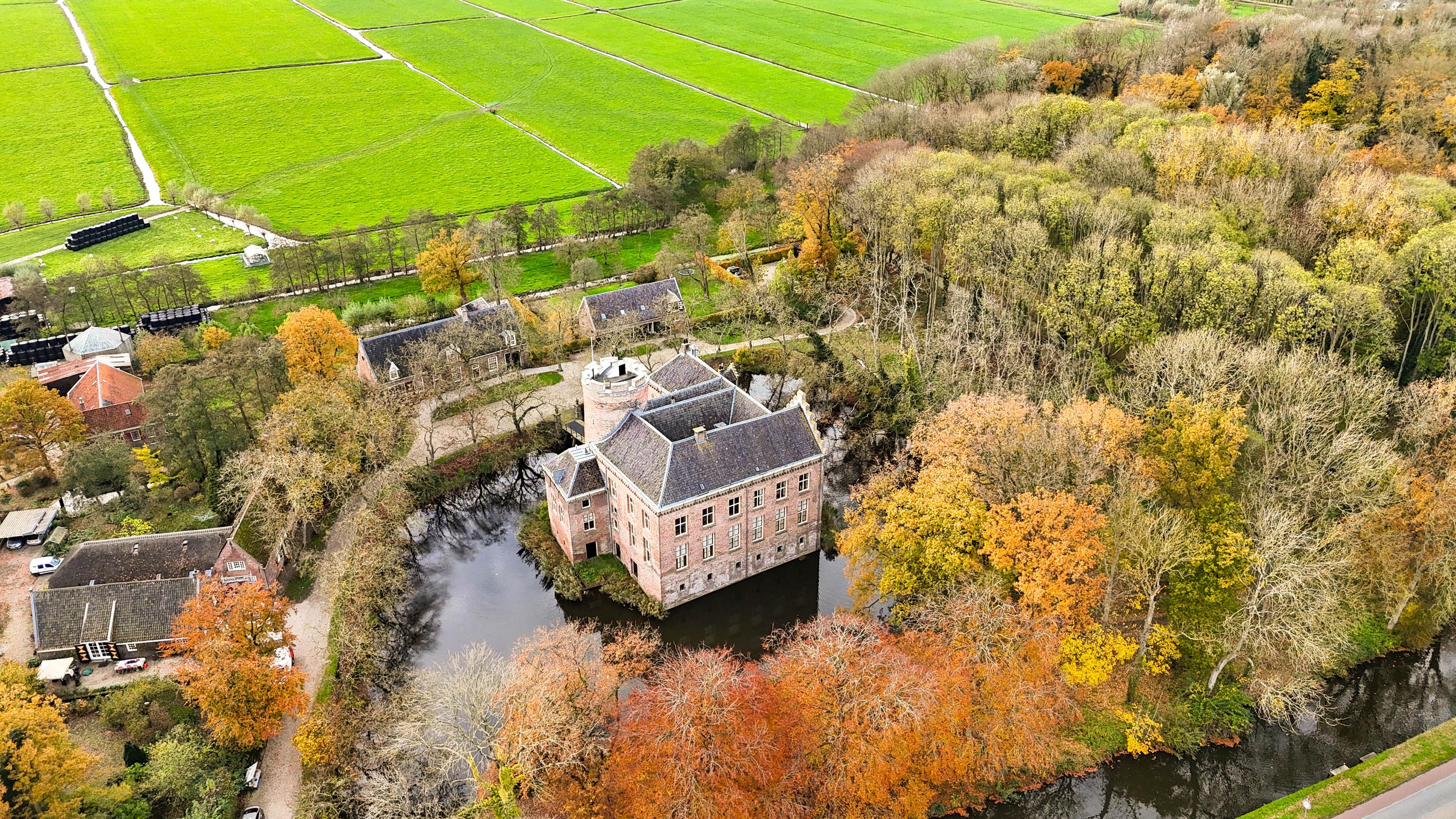 Hoekwoning te koop: P.N. Kruiswijkstraat 26, Loenersloot
