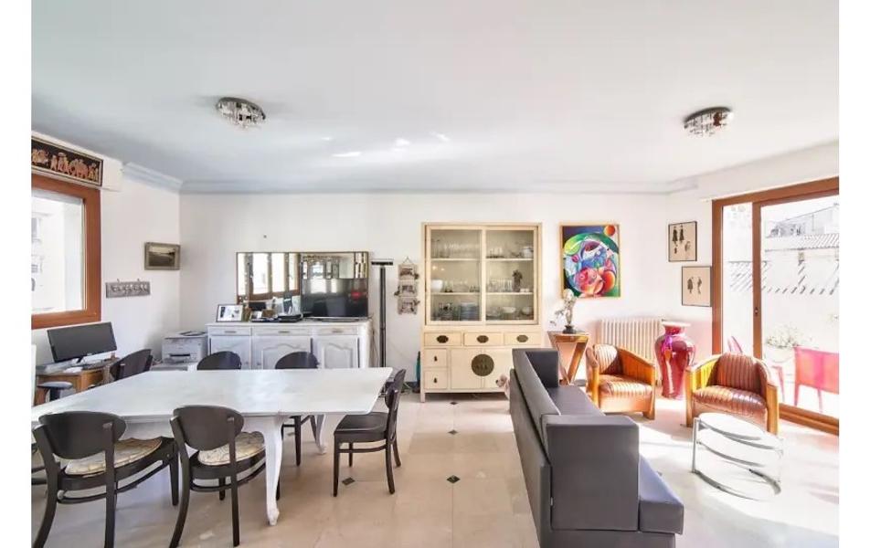 Flat Rue des Treilles in Libourne