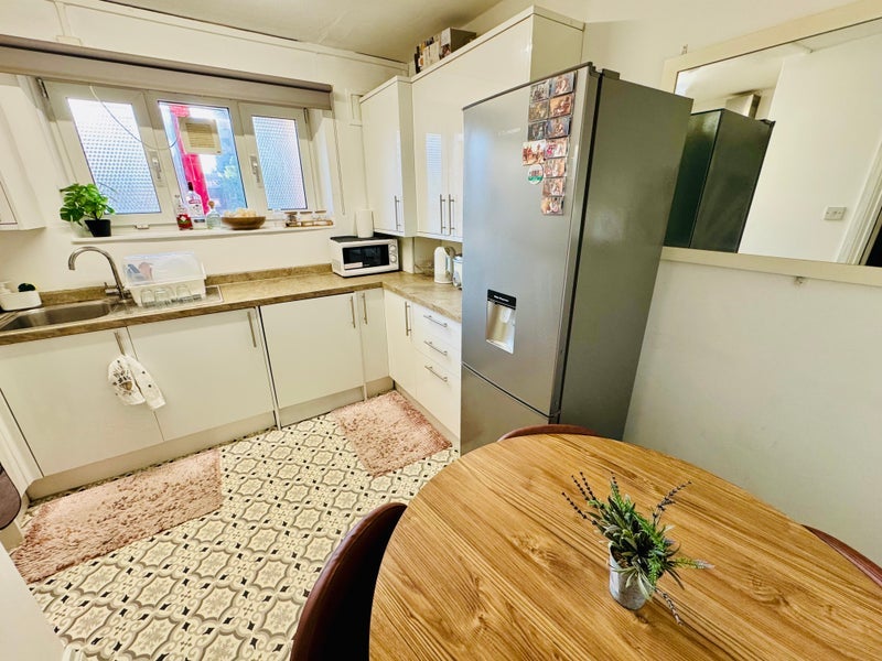 Room Stanhope Street in Greater London