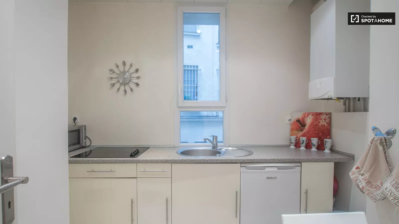 Appartement Rue du Mont Cenis à Paris
