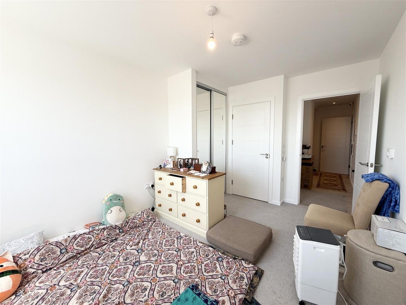 Flat Vetchling Way in Greater London