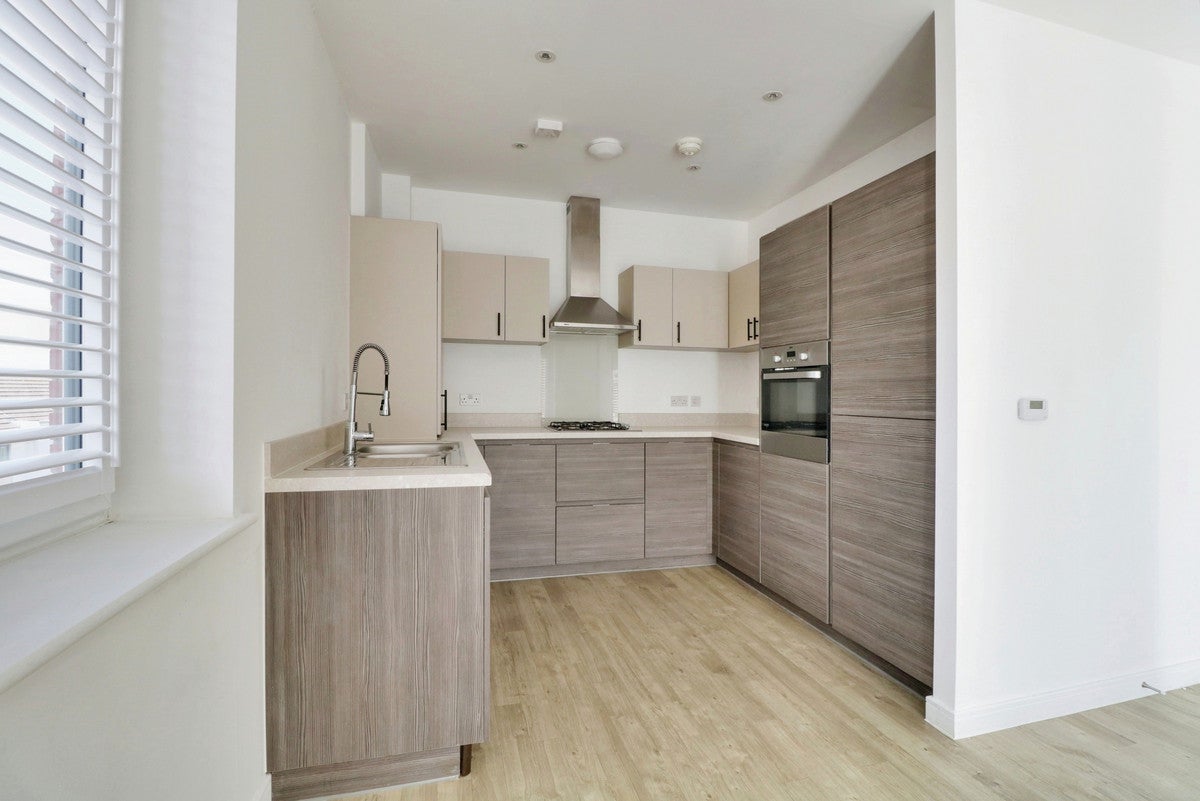 Flat Newington Avenue in Southend-on-Sea