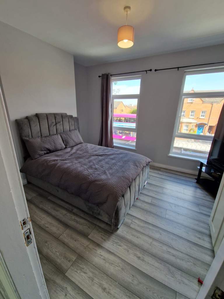 Flat Alexandra Park Avenue in Belfast