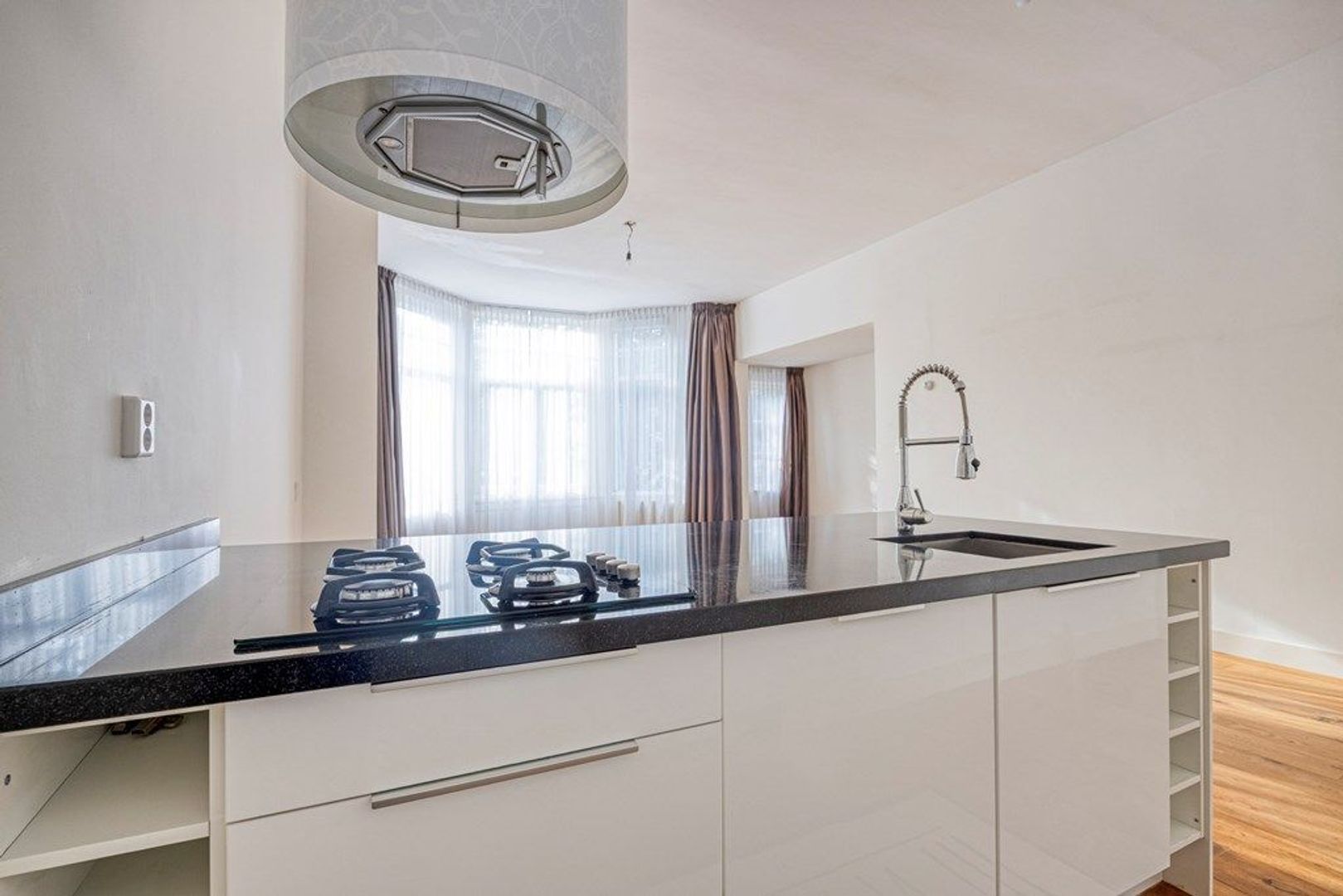 Appartement Ten Hovestraat 15