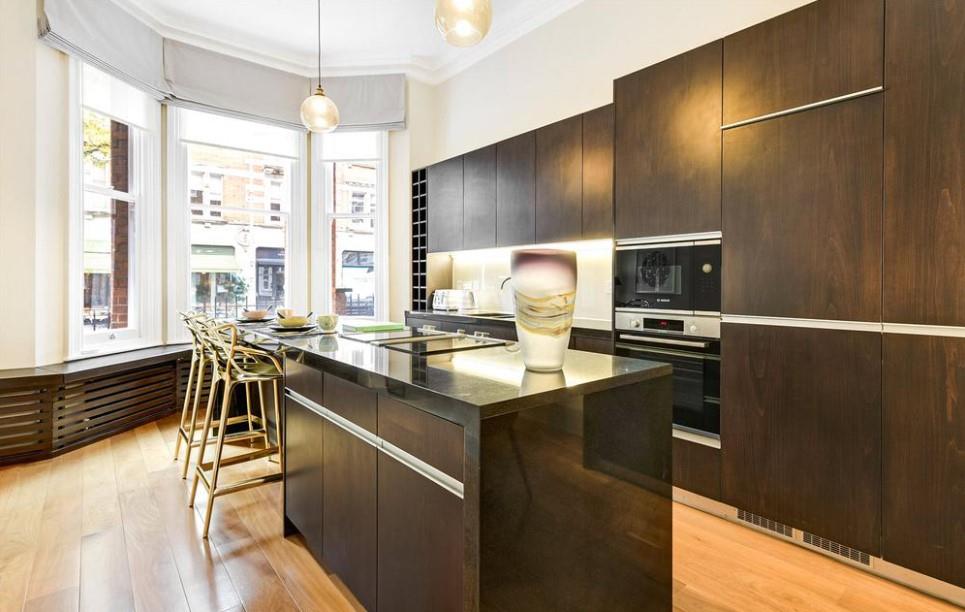 Flat Egerton Gardens in London