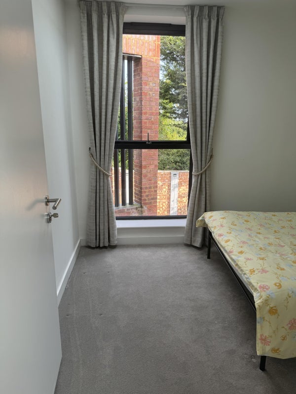 Room Imperial Road in Windsor