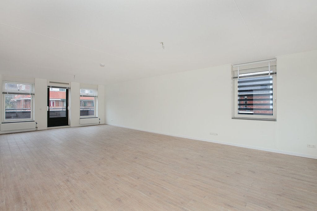 Appartement te huur: Antony Duyklaan 2, Rotterdam