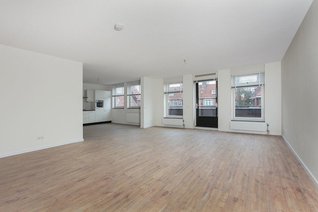 Appartement te huur: Antony Duyklaan 2, Rotterdam