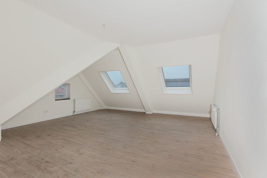 Appartement te huur: Antony Duyklaan 2, Rotterdam