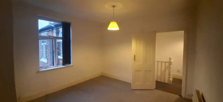 Flat Mount Pleasant in Wolverhampton