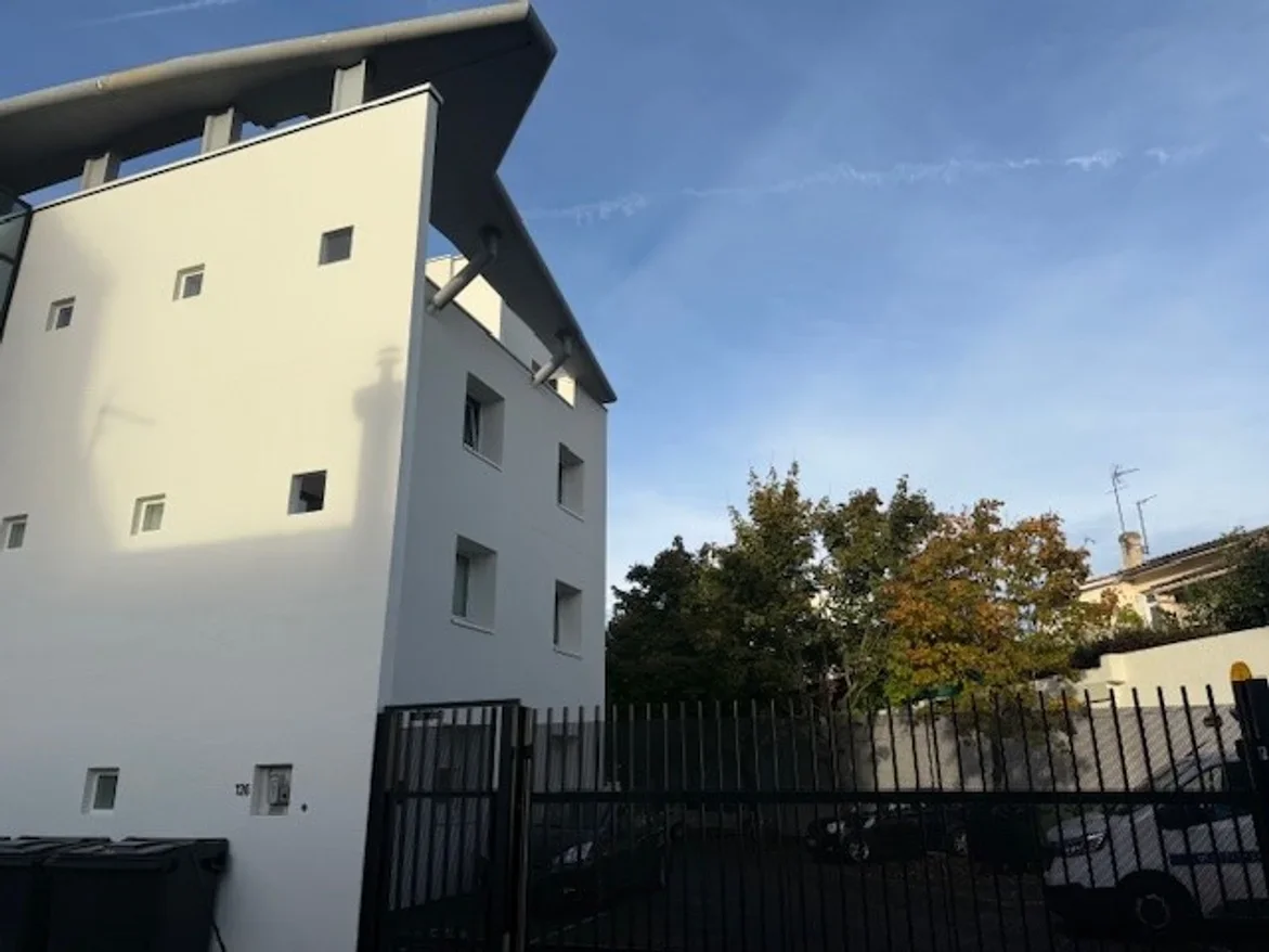 Flat Rue Dubourdieu in Bordeaux