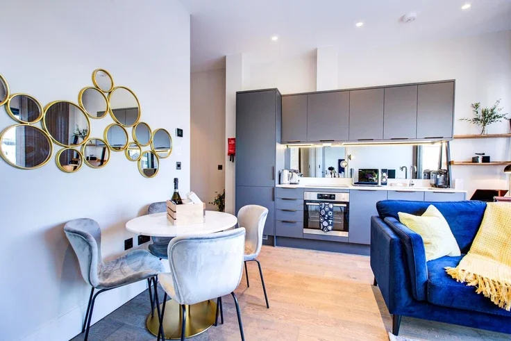Flat Selsdon Way in Greater London