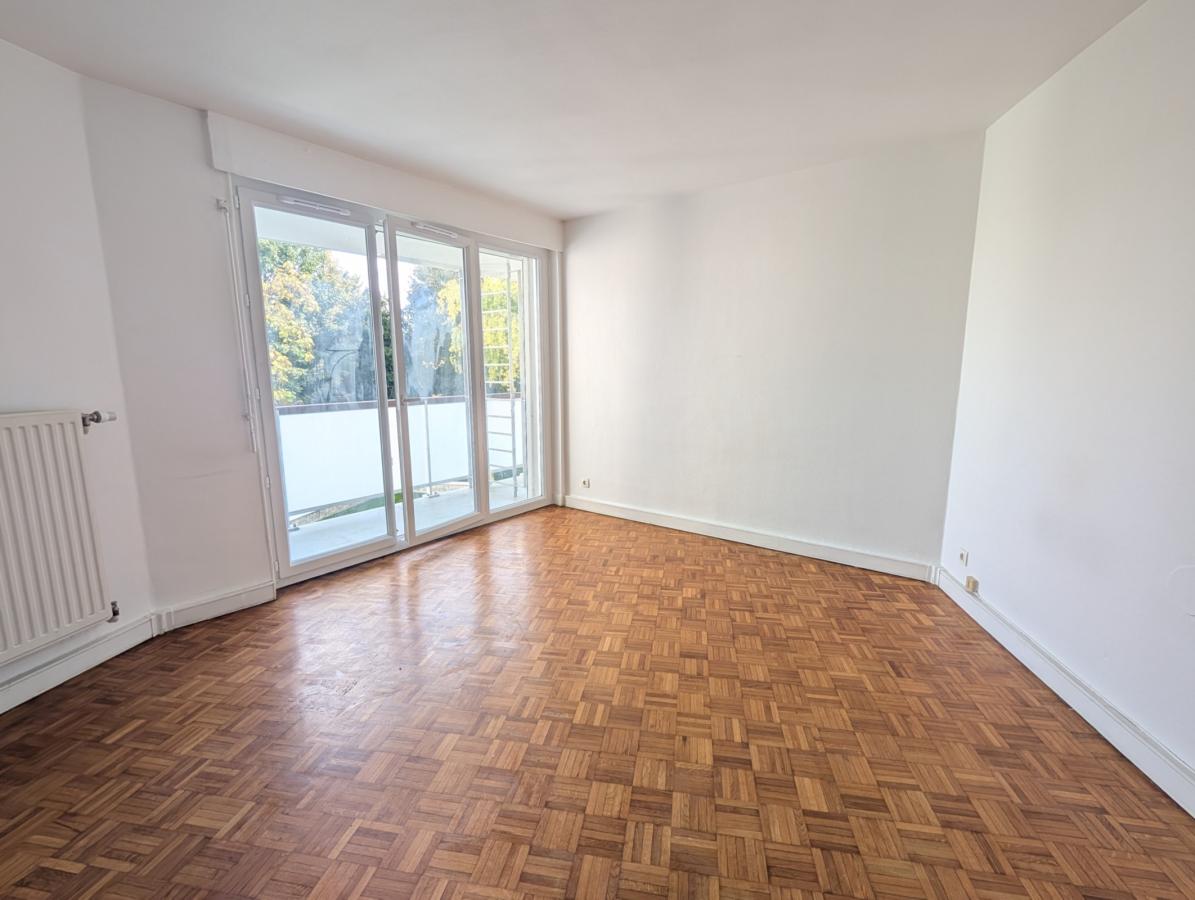 Flat Rue Jean Longuet in Châtenay-Malabry