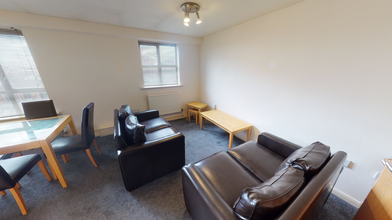 Flat Russell Street in Nottingham