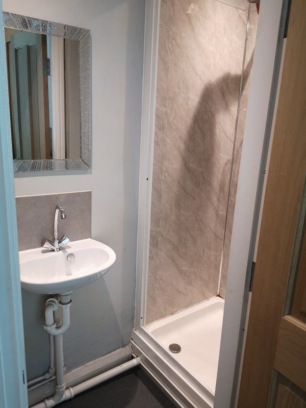Room Back Woodgate Street in Farnworth
