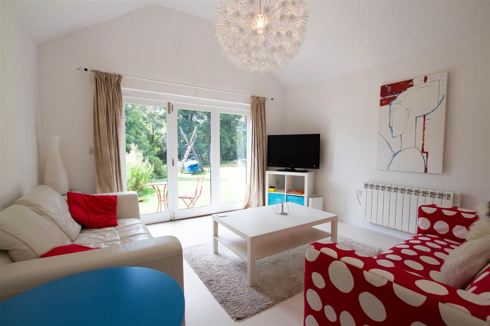 House Deynes Road in Uttlesford