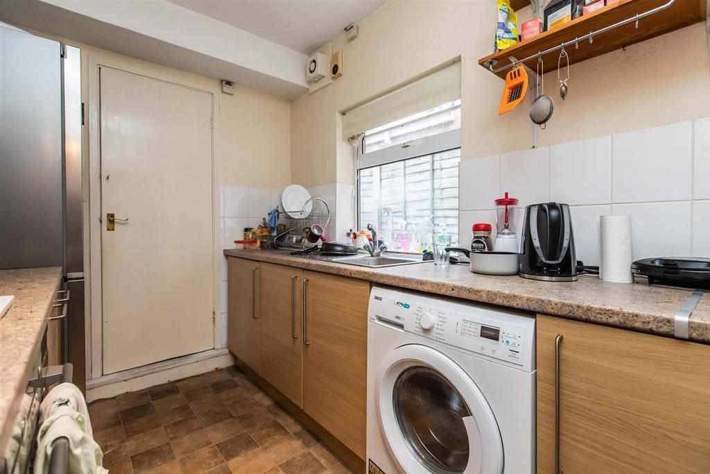Flat Dawlish Road in Birmingham
