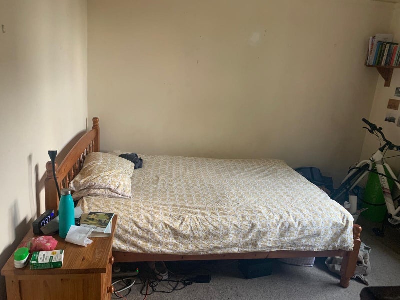 Room Fairfield Drive in Greater London