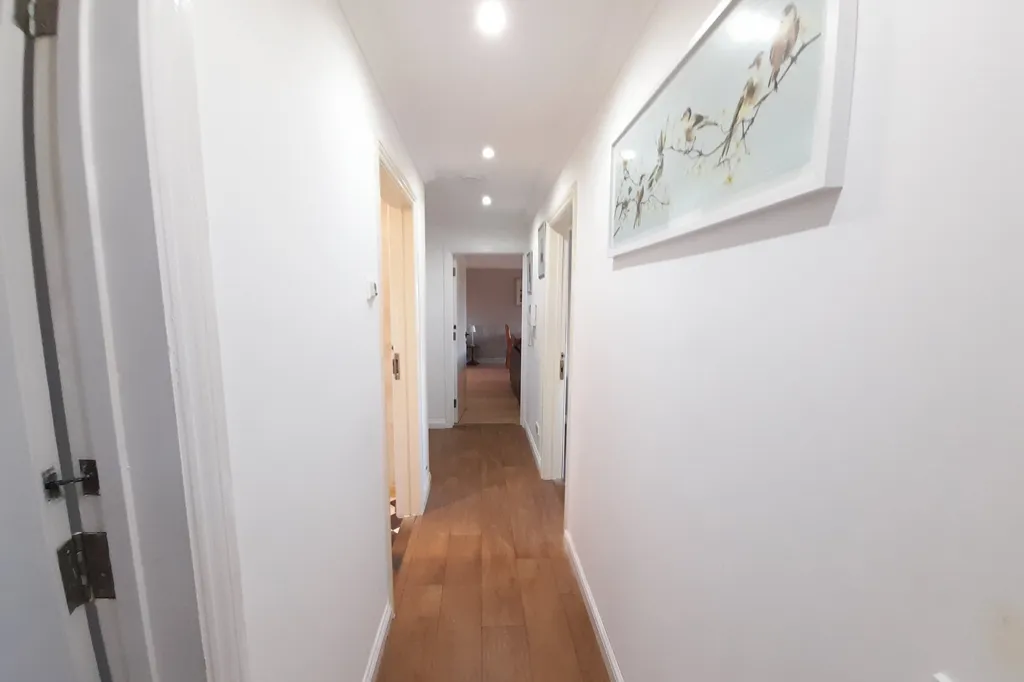 Flat North Row in Milton Keynes