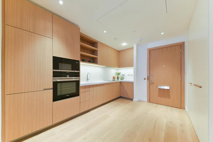 Flat Prospect Way in Greater London
