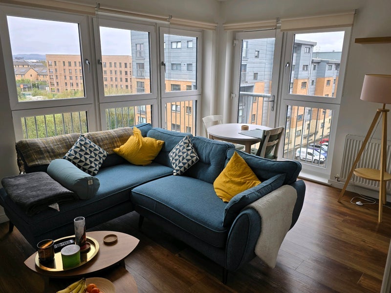 Room Barrland Street in Glasgow