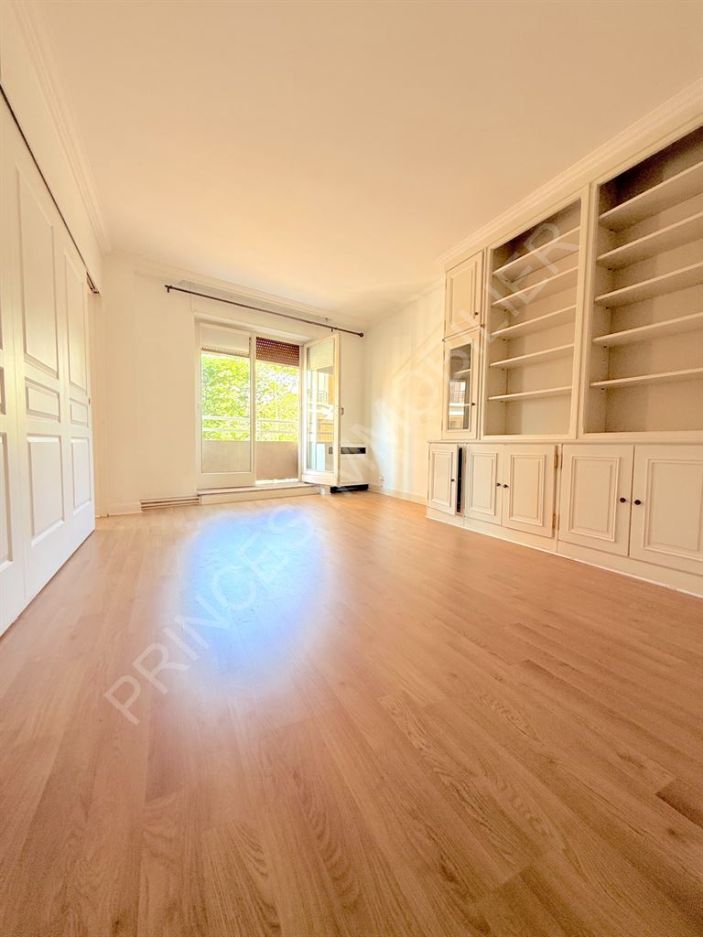 Appartement Rue Victor Hugo à Issy-les-Moulineaux