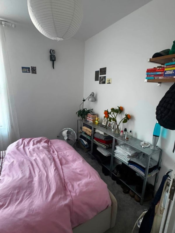 Room Colmer Road in Greater London