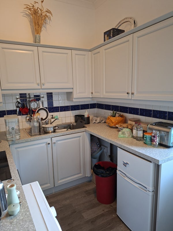 Room Cranston Street in Penicuik