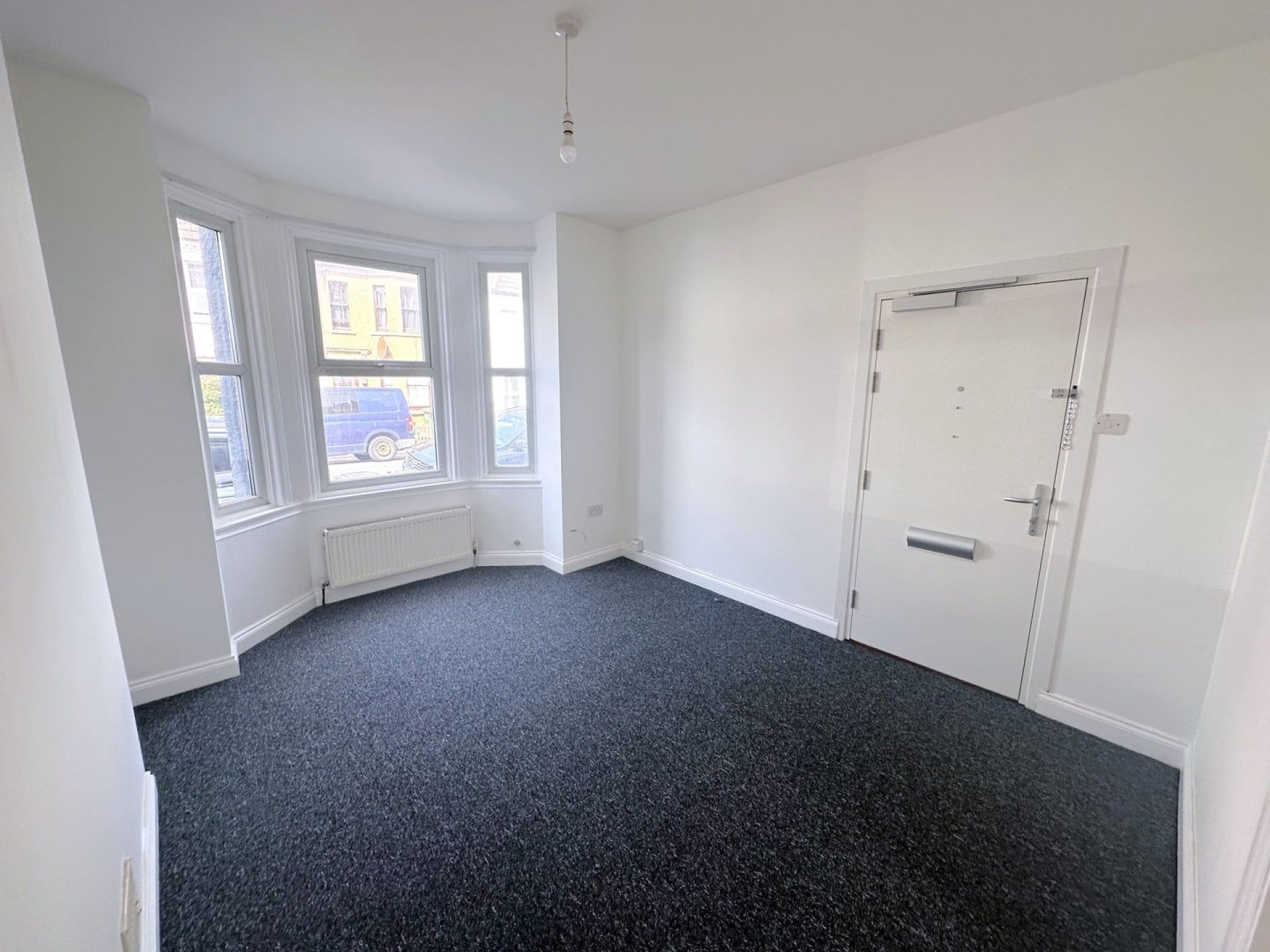 Flat Cornwall Road in Rother