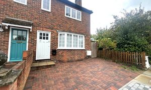House St. Peter's Lane in St. Mildreds