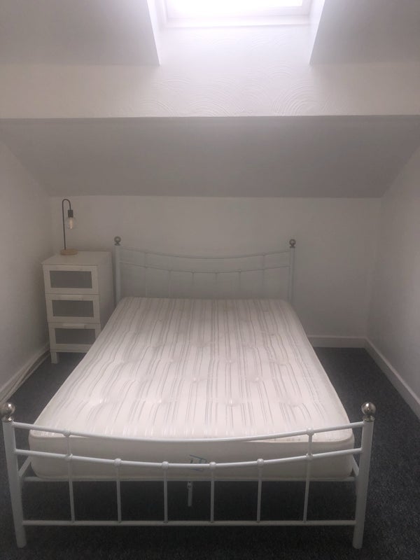 Room Upper Brook Street in Manchester