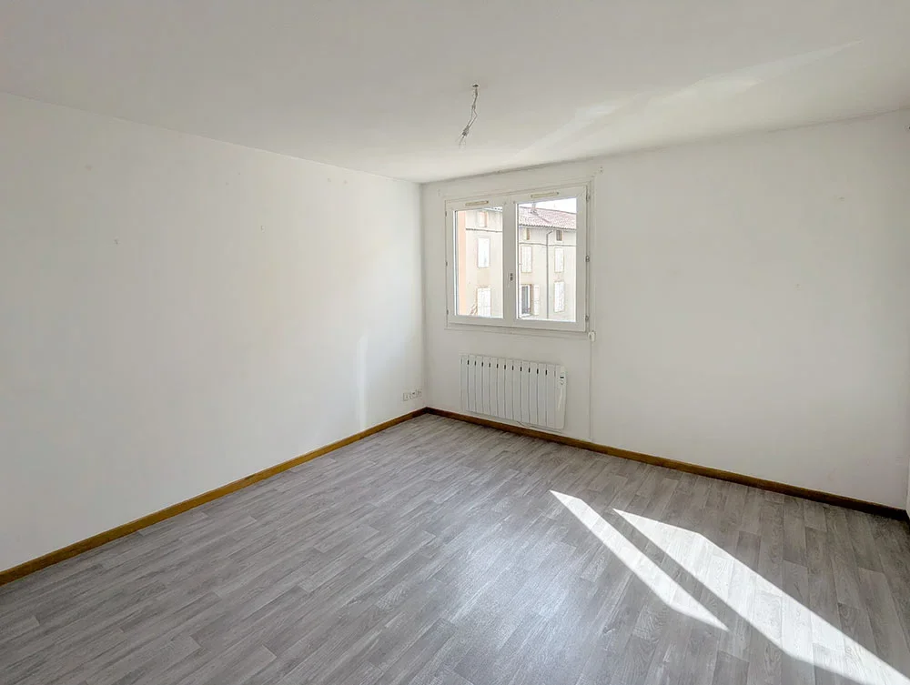 Flat Rue Alsace Lorraine in Millau