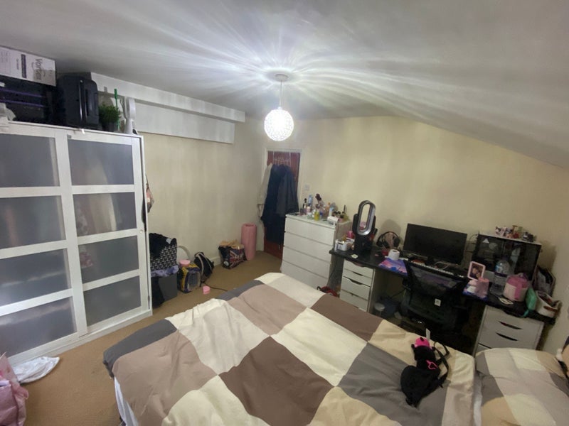Room Bartram Road in Greater London
