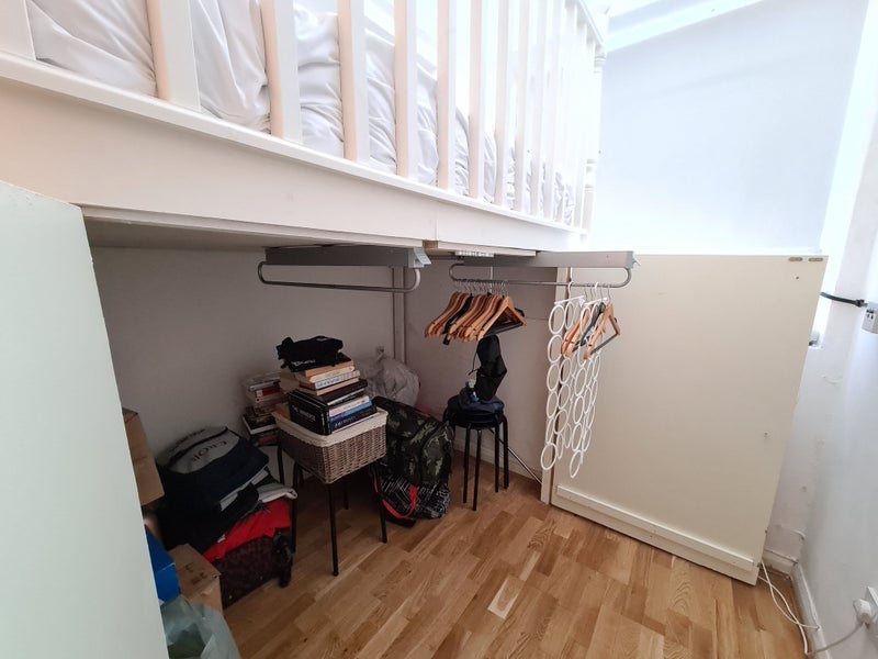 Flat Blythe Road in Greater London
