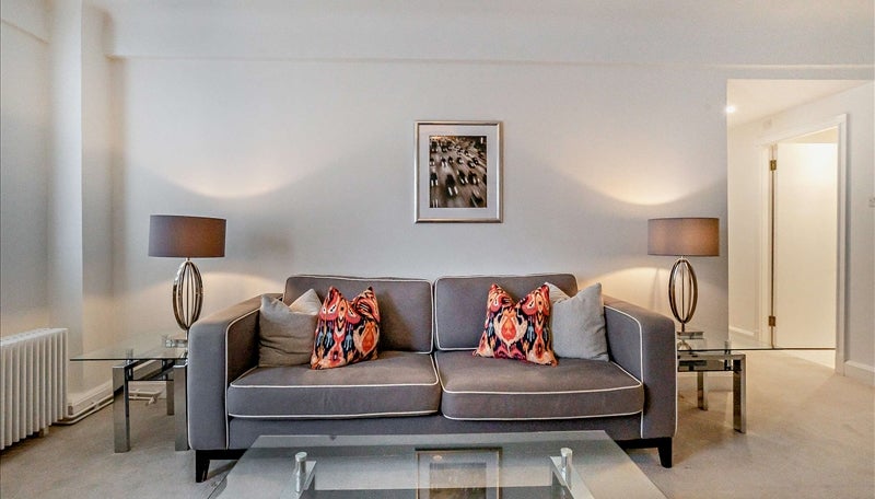 Flat Fulham Road in Greater London