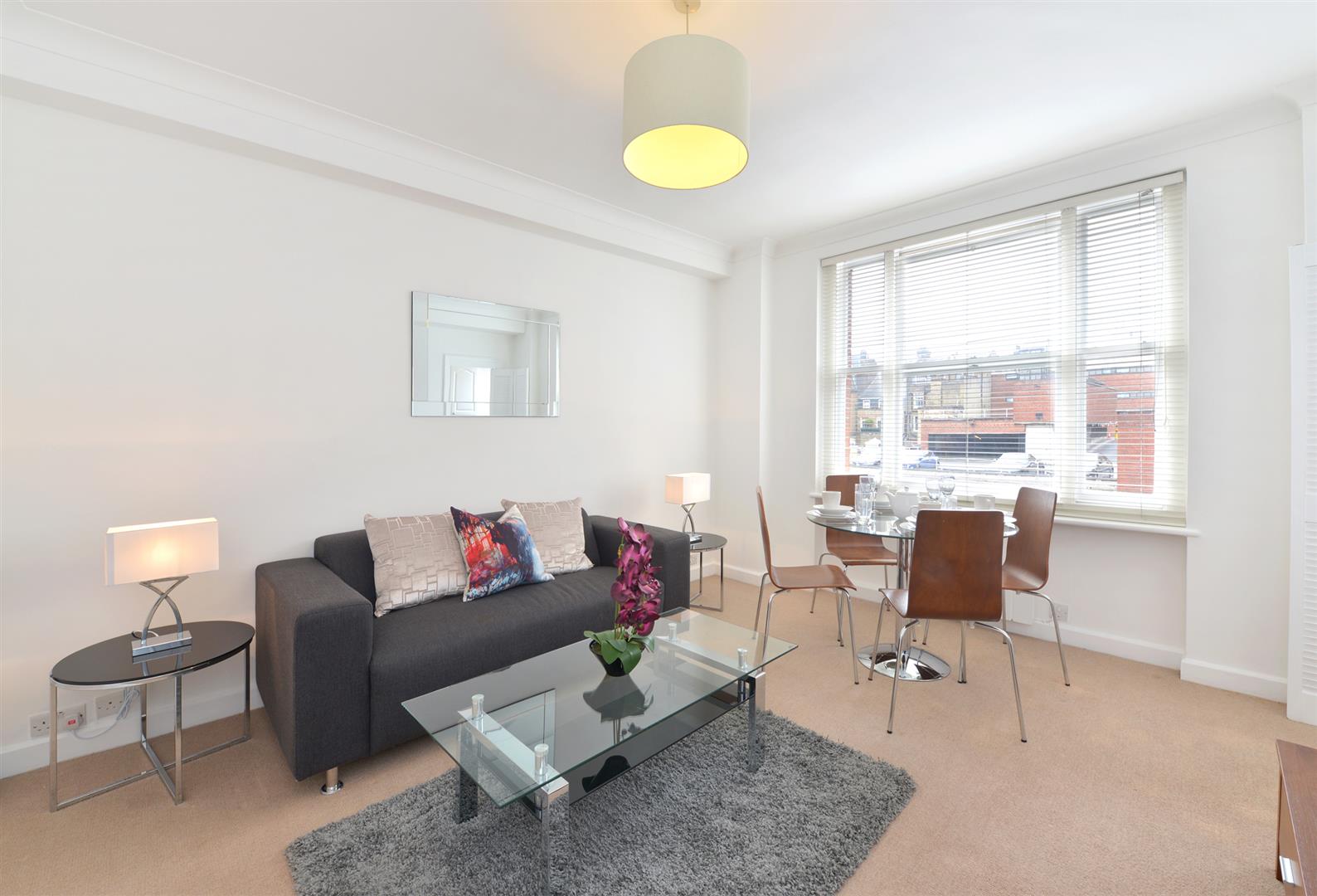 Flat Mortimer Street in City of Westminster