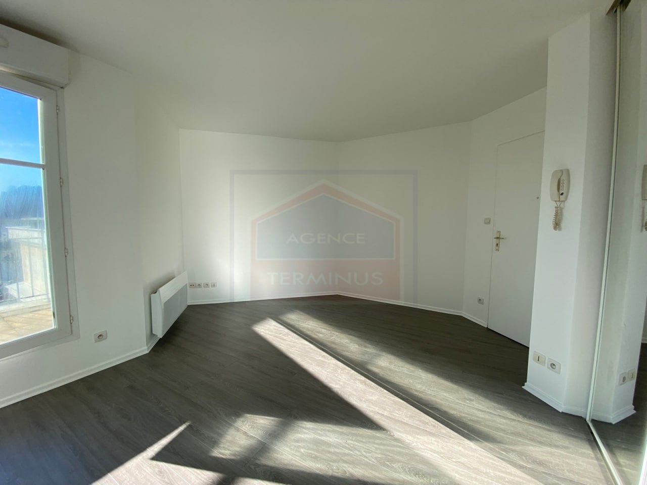 Appartement Rue Paul Delinge à Enghien-les-Bains