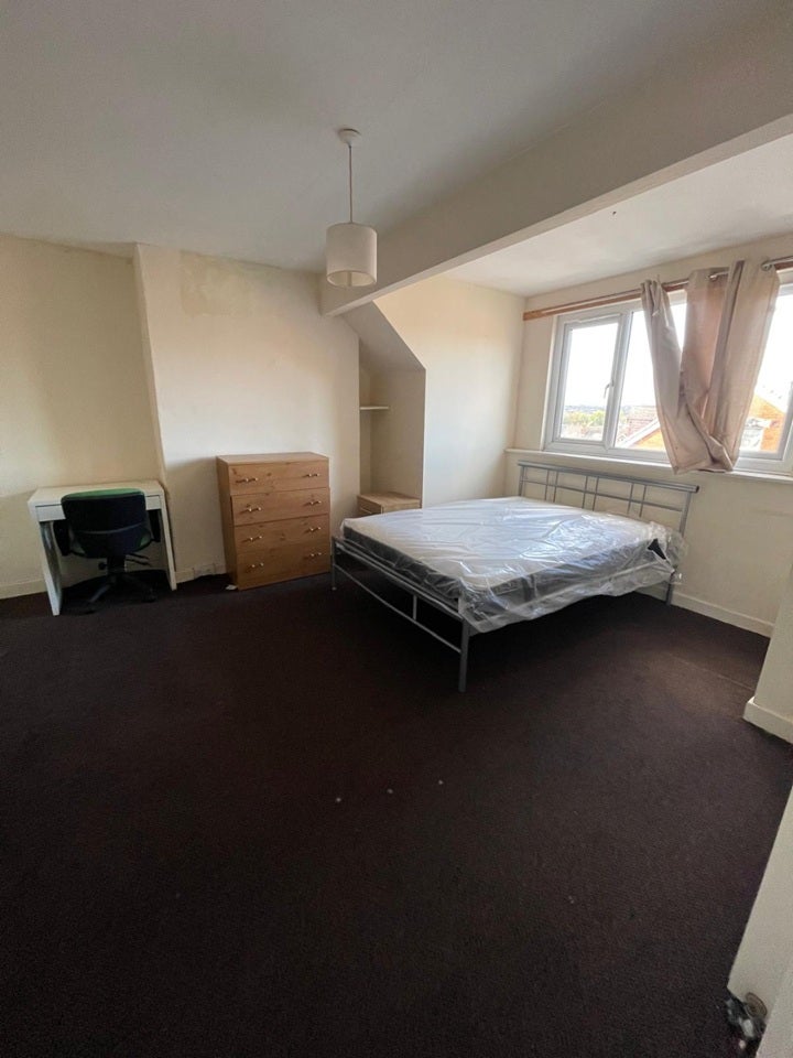 Room Brudenell Street in Leeds