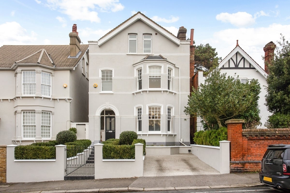 House Burgh Heath Road in Epsom and Ewell