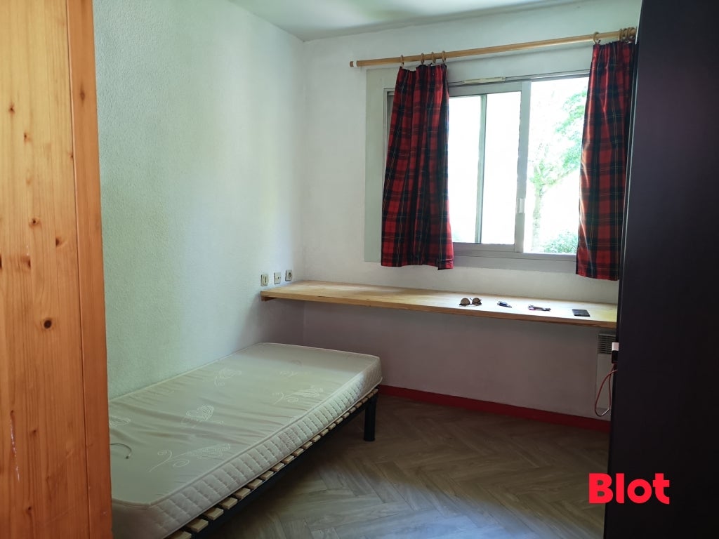 Room Rue Henri Le Guilloux in Rennes