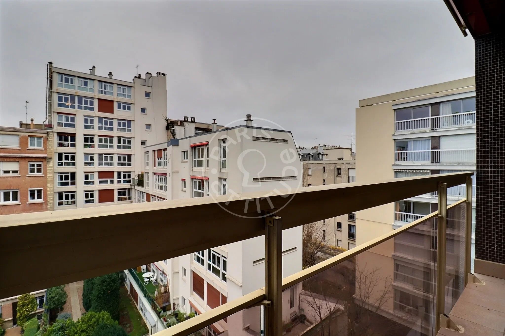Flat Rue de Vaugirard in Paris