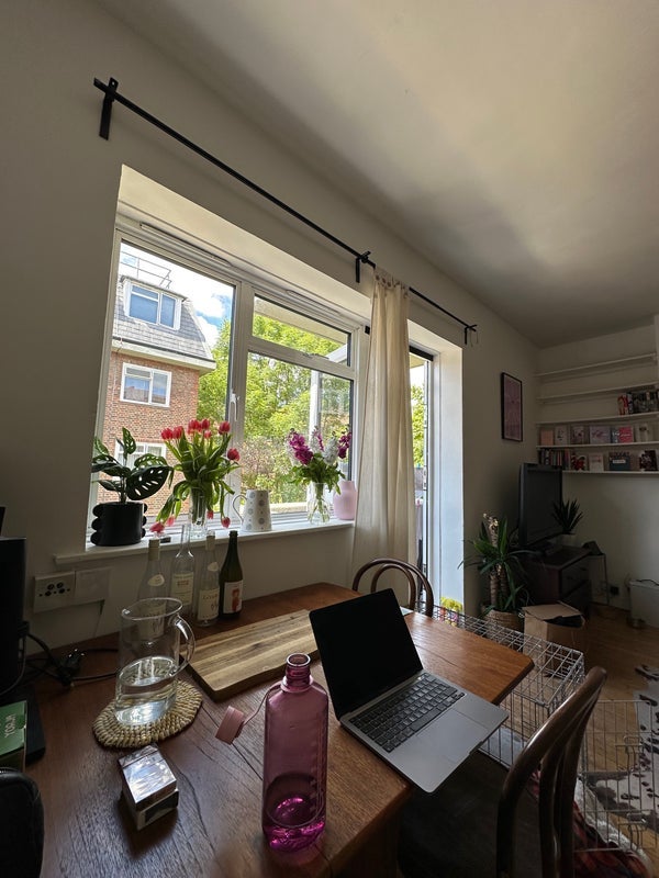 Room Globe Road in Greater London