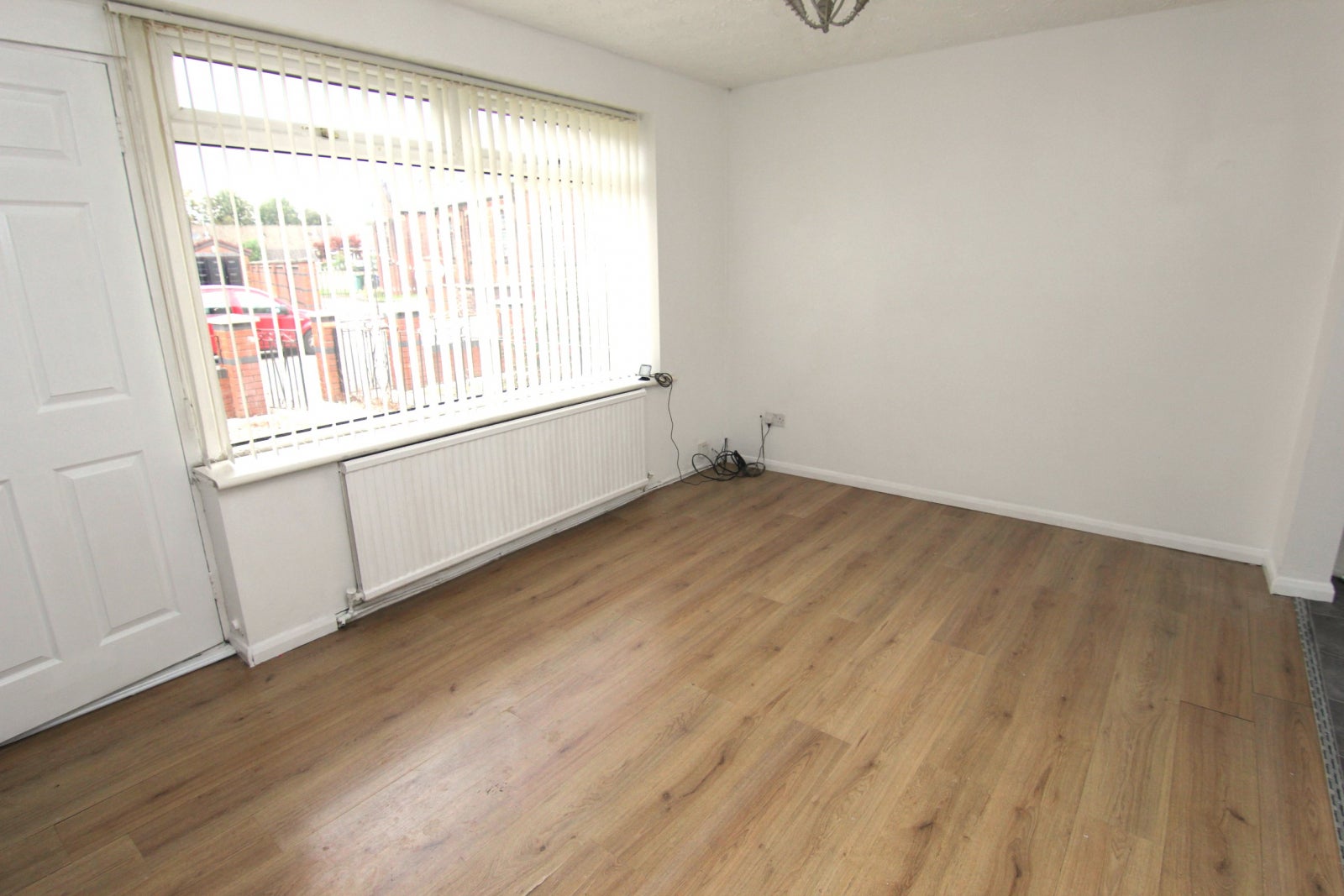 Flat Moorside Street in Tameside