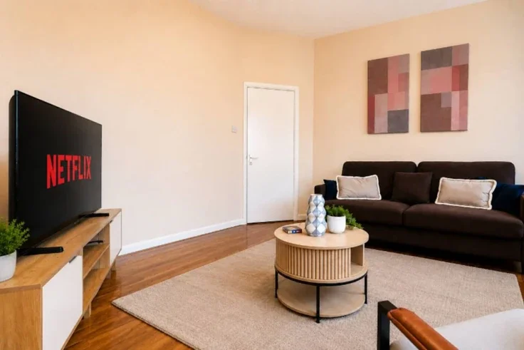 Flat Fair Street in Greater London
